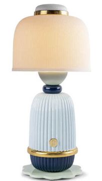 Kokeshi lamp