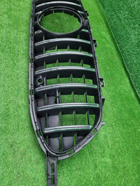 Решетка радиатора Mercedes AMG GT (2017-2024)