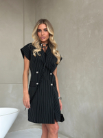 Платье-пиджак двубортное в полоску