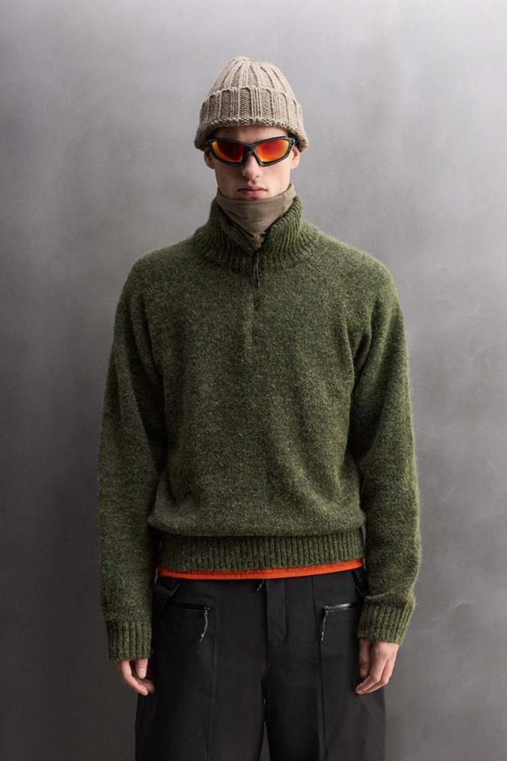 ZARA СВИТЕР ИЗ ШЕРСТИ С ВОРОТНИКОМ НА МОЛНИИ, ЗЕЛЕНЫЙ МЕЛАНЖ