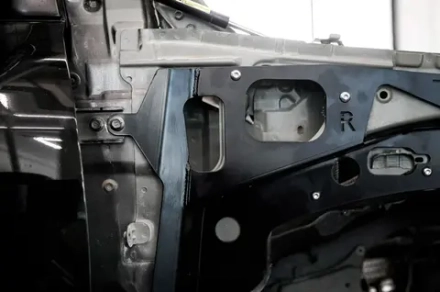 Усиление на передние крылья для Toyota Land Cruiser 200 LC200 2015-2023 Тойота Крузак арки