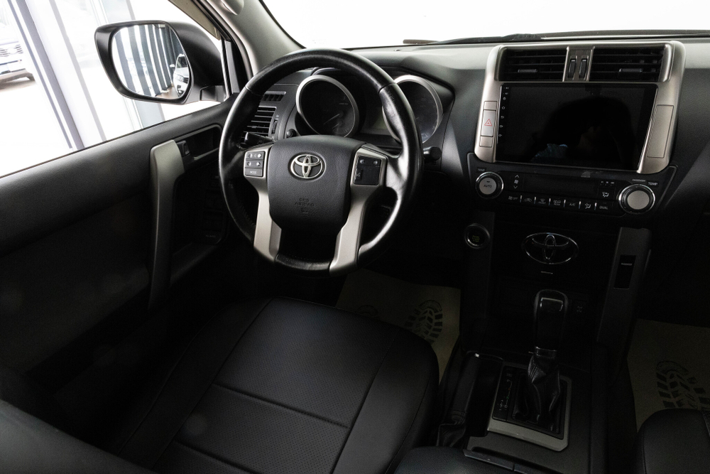 Toyota Land Cruiser Prado, 2010 год