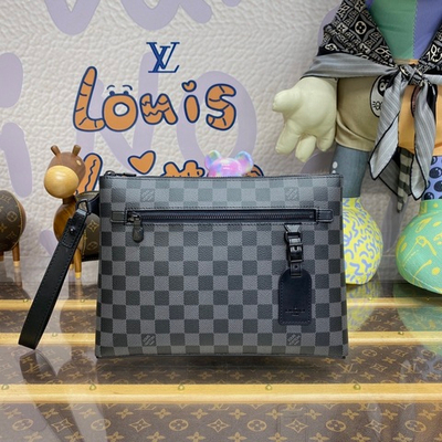 Louis Vuitton Takeoff Pouch