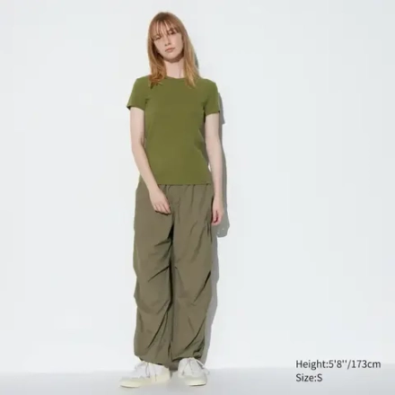UNIQLO ФУТБОЛКА В РУБЧИК С КОРОТКИМИ РУКАВАМИ, ОЛИВКОВЫЙ
