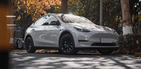 Tesla Model Y Long Range Dual Motor (2024)