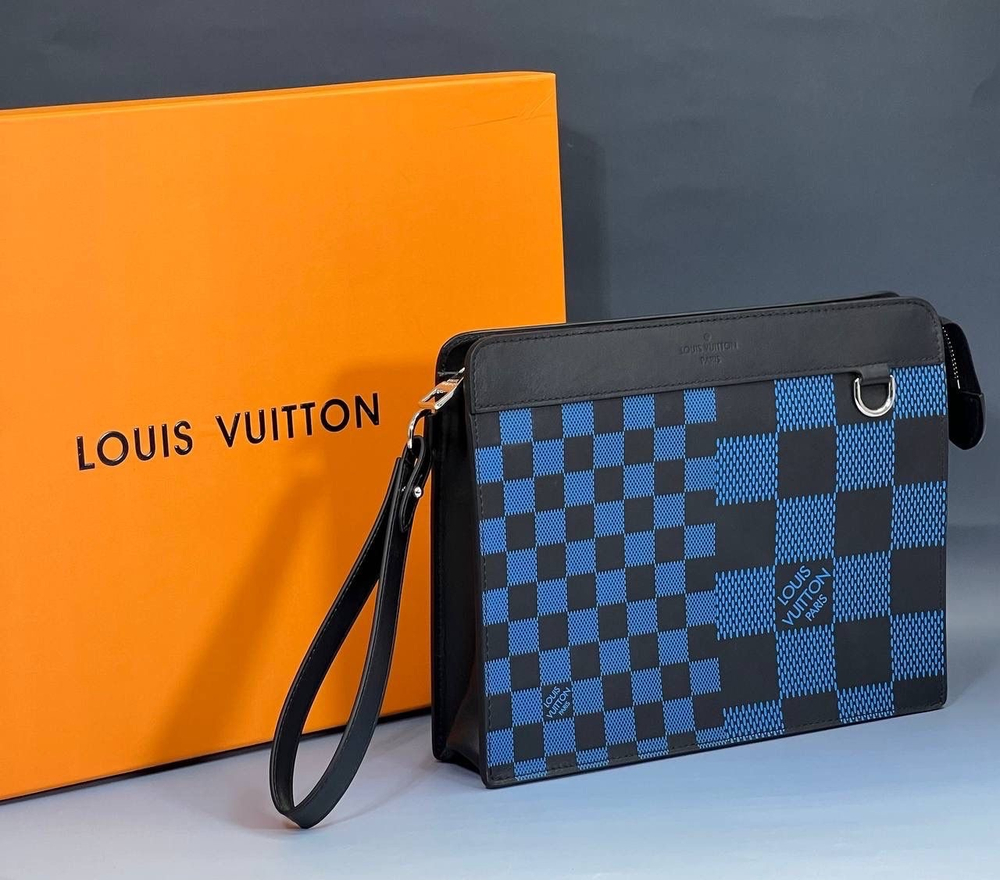 Клатч Louis Vuitton