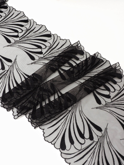 Вышивка на сетке черная неэластичная ширина 30 см