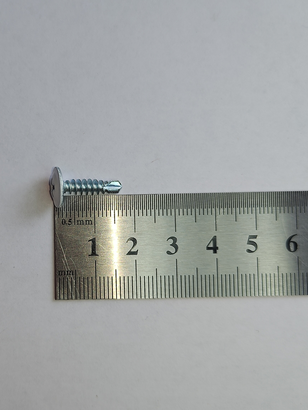 4,2х16 RAL9003 Саморез с прессшайбой СВЕРЛО белый (100 шт)