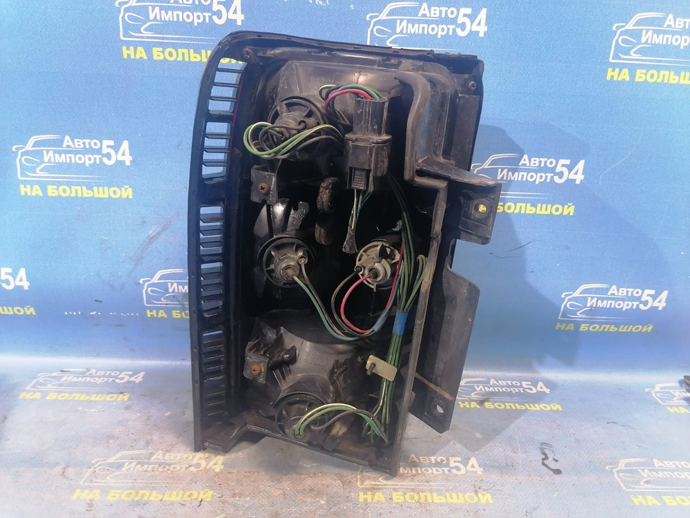 Стоп правый MITSUBISHI PAJERO 1994