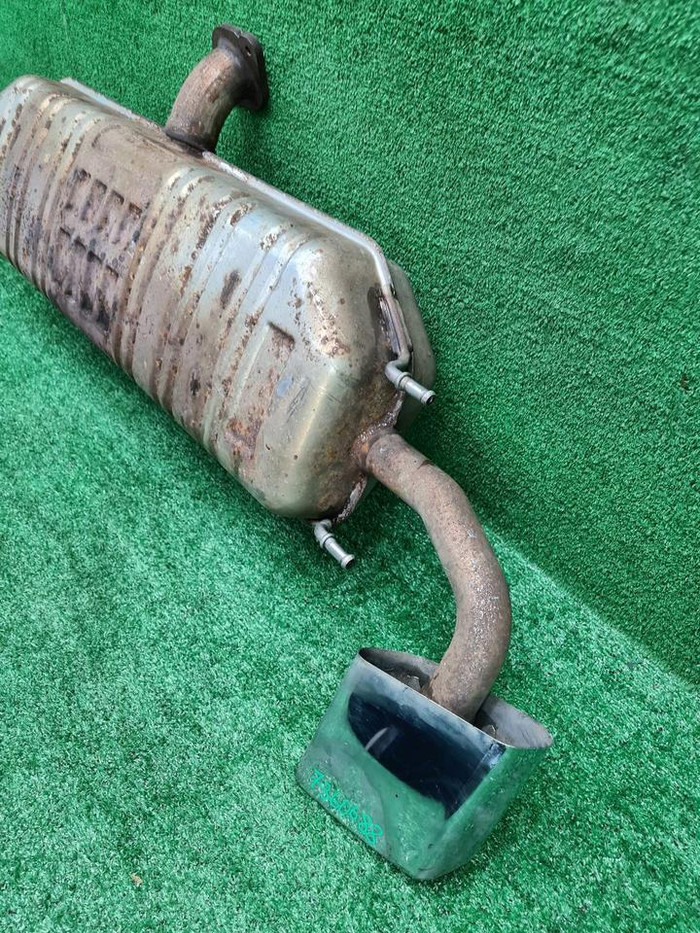 Глушитель Hongqi HS5 (2019-н.в.)