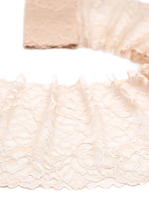 03-75 Кружево эластичное 20 см, телесный