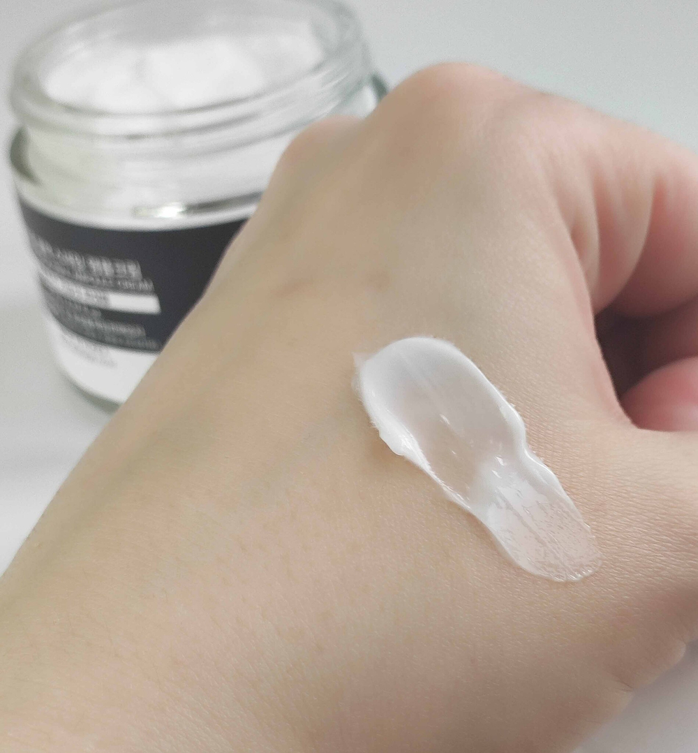 Крем для лица ампульный с муцином чёрной улитки LEBELAGE AMPULE CREAM BLACK SNAIL, 70 мл