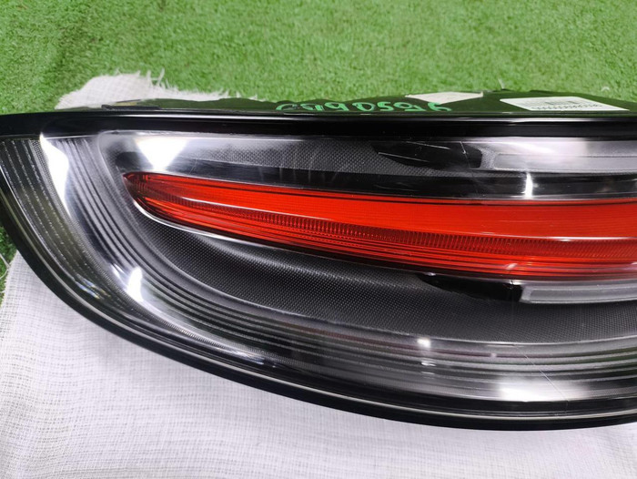 Фонарь левый внешний Porsche Macan 95b (2018-н.в.)