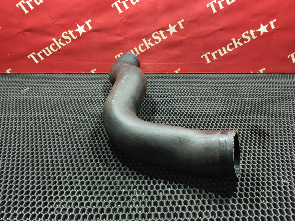 Патрубок радиатора 2023г