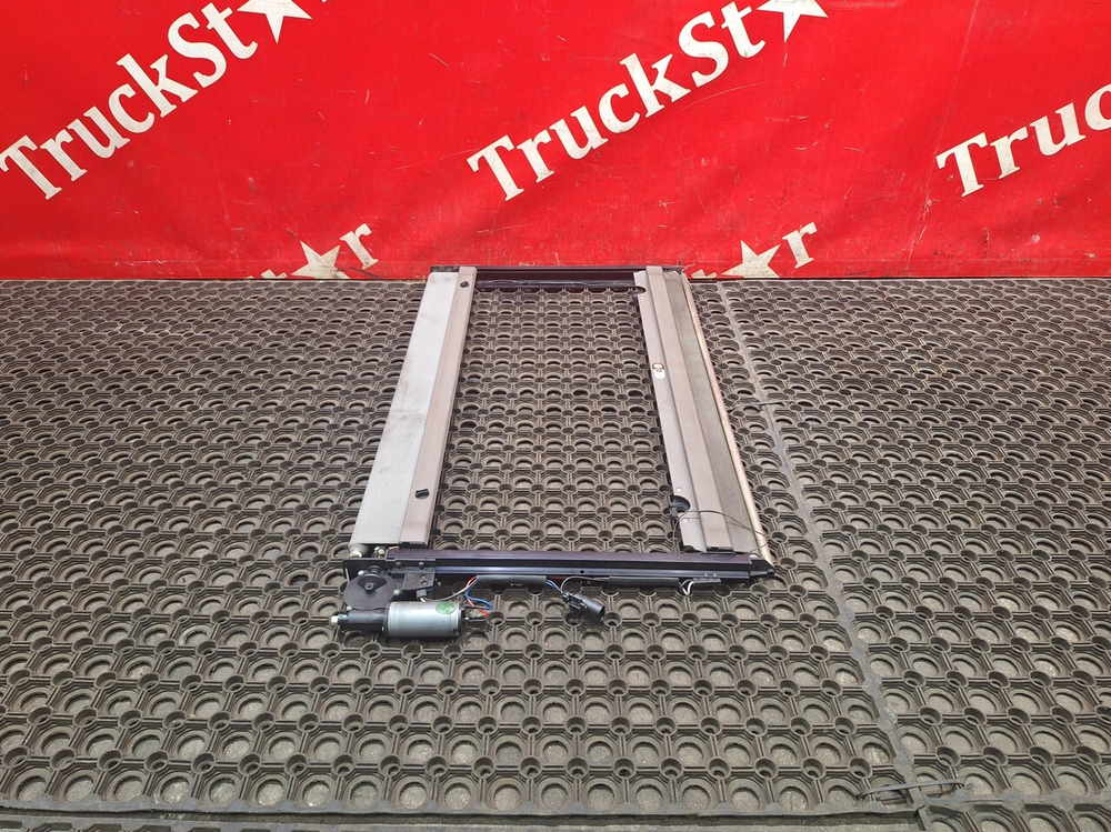 Шторка люка 2019г.