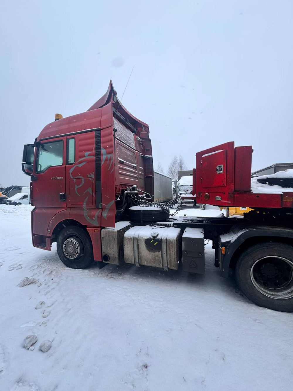 SITRAK C7H 6x2 Седельный тягач ZZ4256V363HE1 (Дизельный, 12,4 л, 480 л.с., АТ)