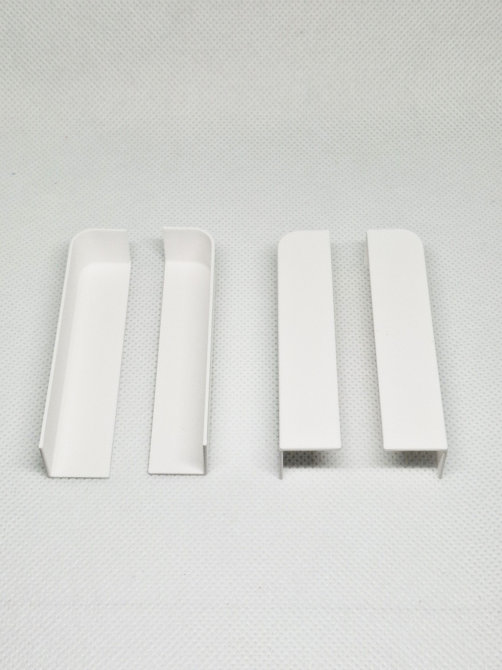 Заглушка торцевая для плинтуса 70x16мм (с закруглением 10мм) - 2шт.