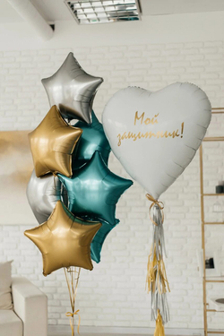 Композиция из воздушных шаров "Защитник отечества"