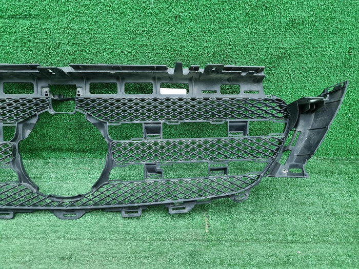 Решетка радиатора Mercedes E W213 (2016-2021) AMG