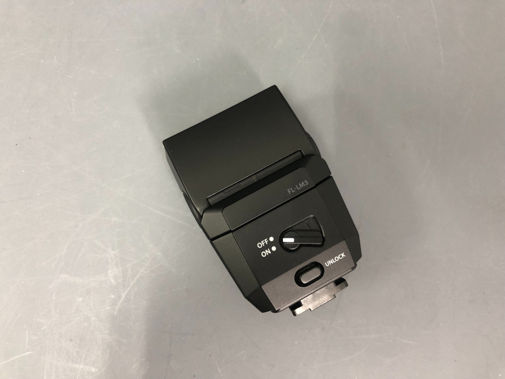 Olympus FL-LM3