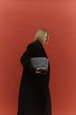 KELLY M серая