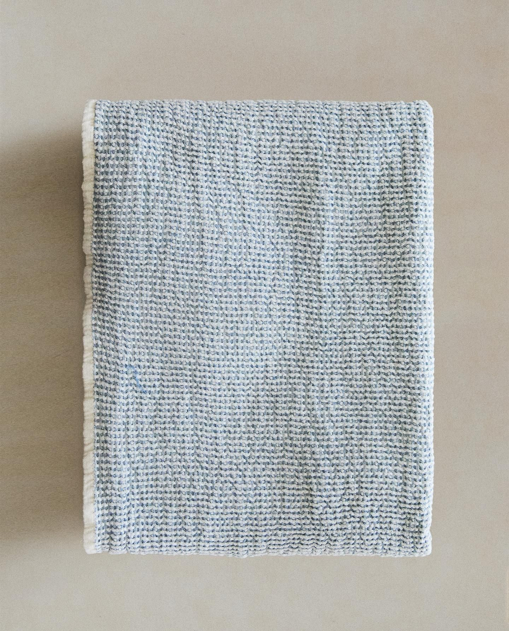 Zara Home - Банное полотенце с тонкой вафельной текстурой, синий, 30х50 см