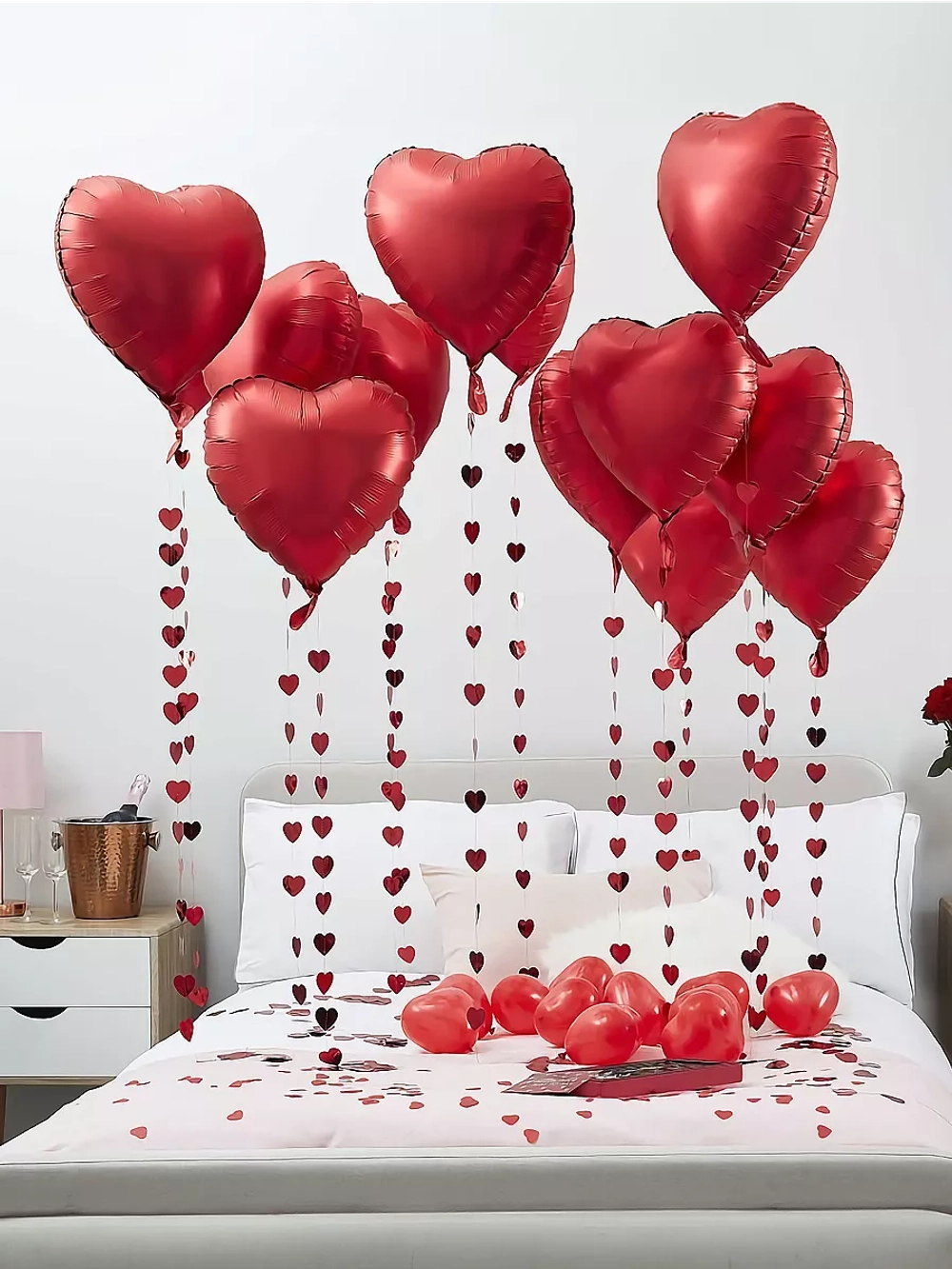 Гирлянда вертикальная «Сердца» в красном цвете, 210 см