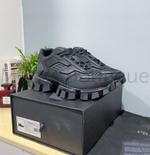 Женские кроссовки Prada Cloudbust Thunder черного цвета на высокой подошве