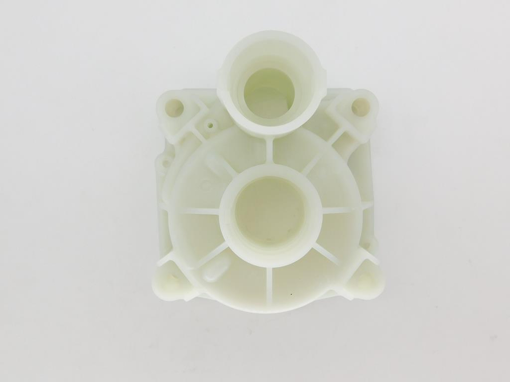 корпус помпы охлаждения Yamaha F225-F300 6CE-44311-00-00 6CE-44311-01-00
