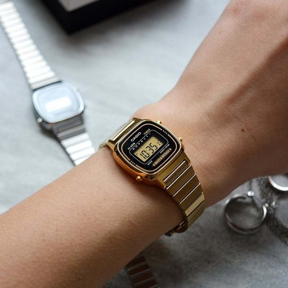 Часы Casio LA670WEGA-1E