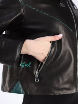 Кожаная куртка демисезонная с капюшоном