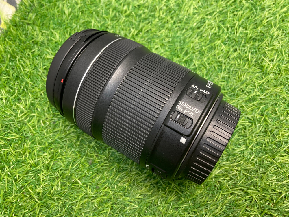 Canon EF-S 18-135mm 3.5-5.6 IS STM