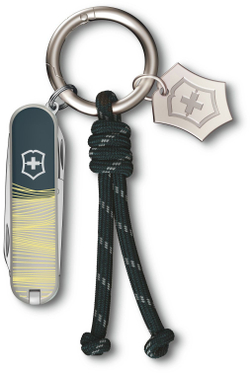 Нож-брелок Victorinox Classic SD New York Style, 58 мм, 7 функций, зеленый (подар.коробка)