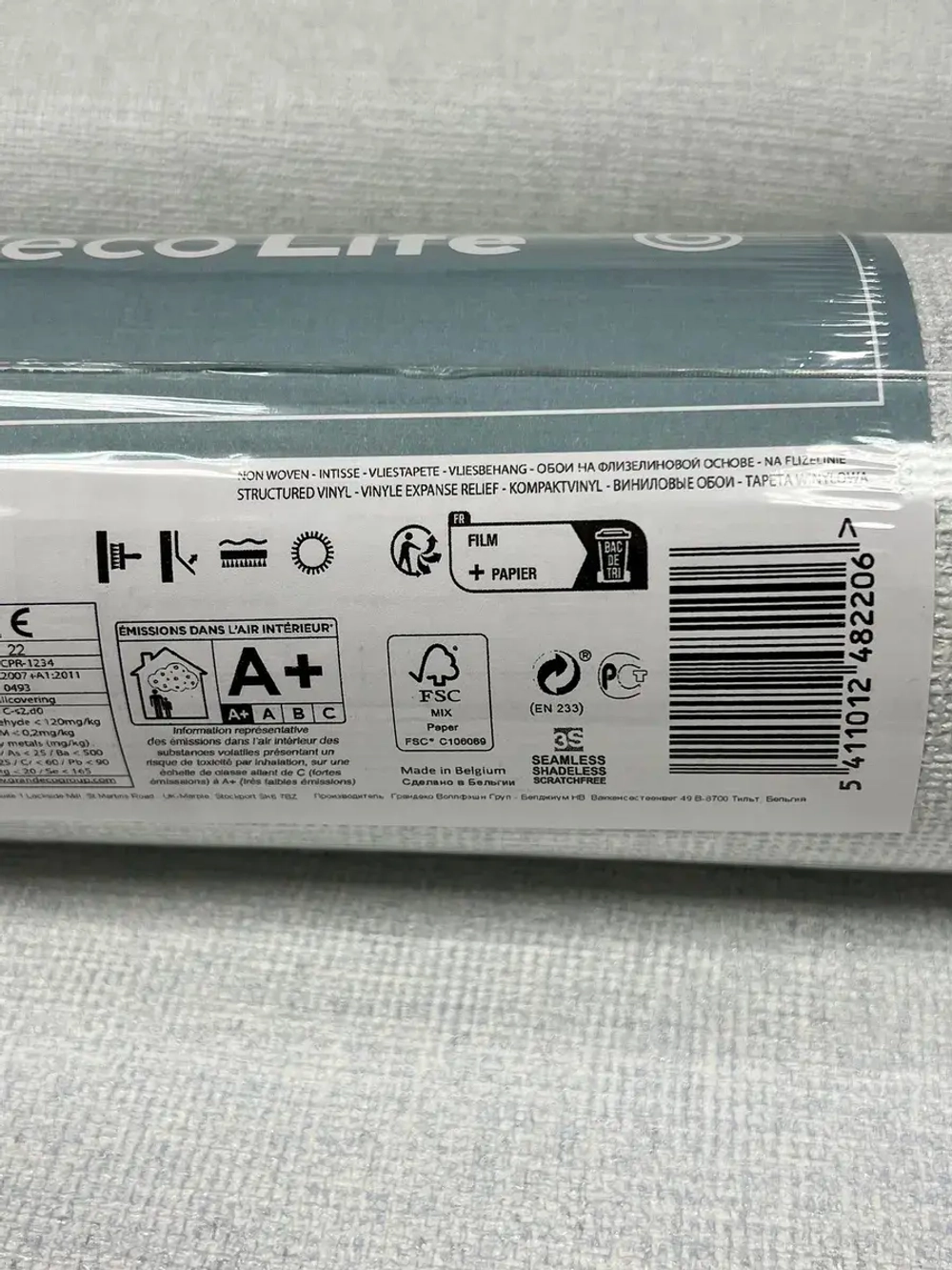 Обои флизелиновые A36111 ILLUSION Россия