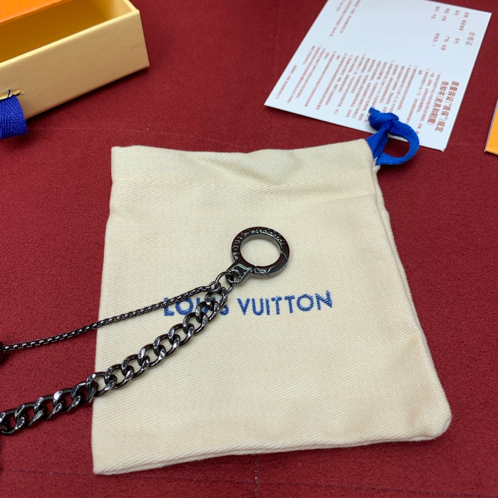 Louis Vuitton Vuitton Chain Belt