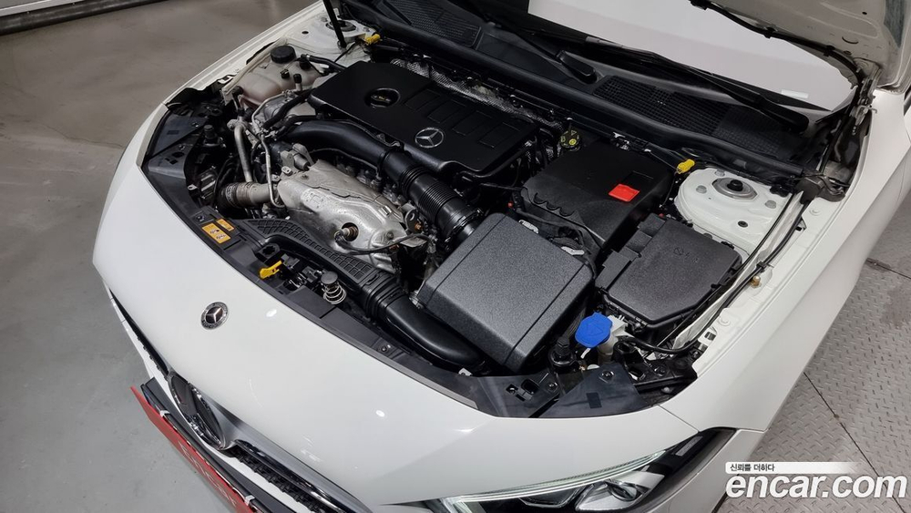 Mercedes-Benz A-Class W177 A220 Hatchback (06.2022)