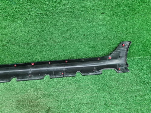 Накладка порога правая KIA Rio 4 (17-20) X-Line