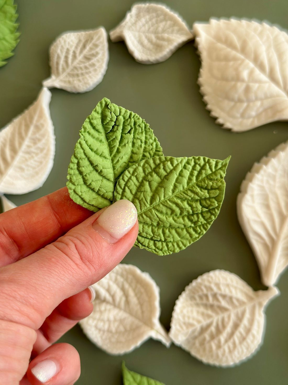 Молды силиконовые для лепки листьев Гортензии. Набор 4 вида. / универсальная форма для листьев гортензии, малины, ежевики, смородины и мяты