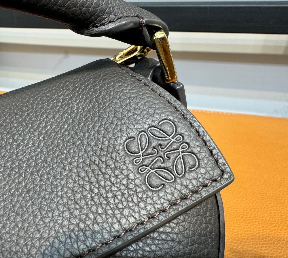 Loewe Puzzle 18 cm