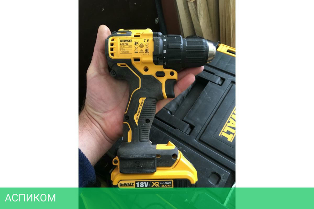 Дрель-шуруповерт DeWalt DCD708N-XJ без АКБ и ЗУ