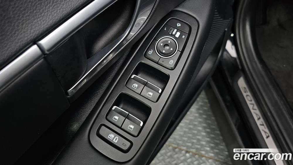 Hyundai Sonata (DN8) 2.0 (03.2020)