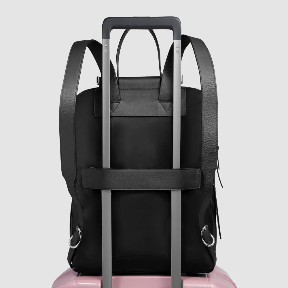 Рюкзак женский для ноутбука Piquadro Lyra/Nero