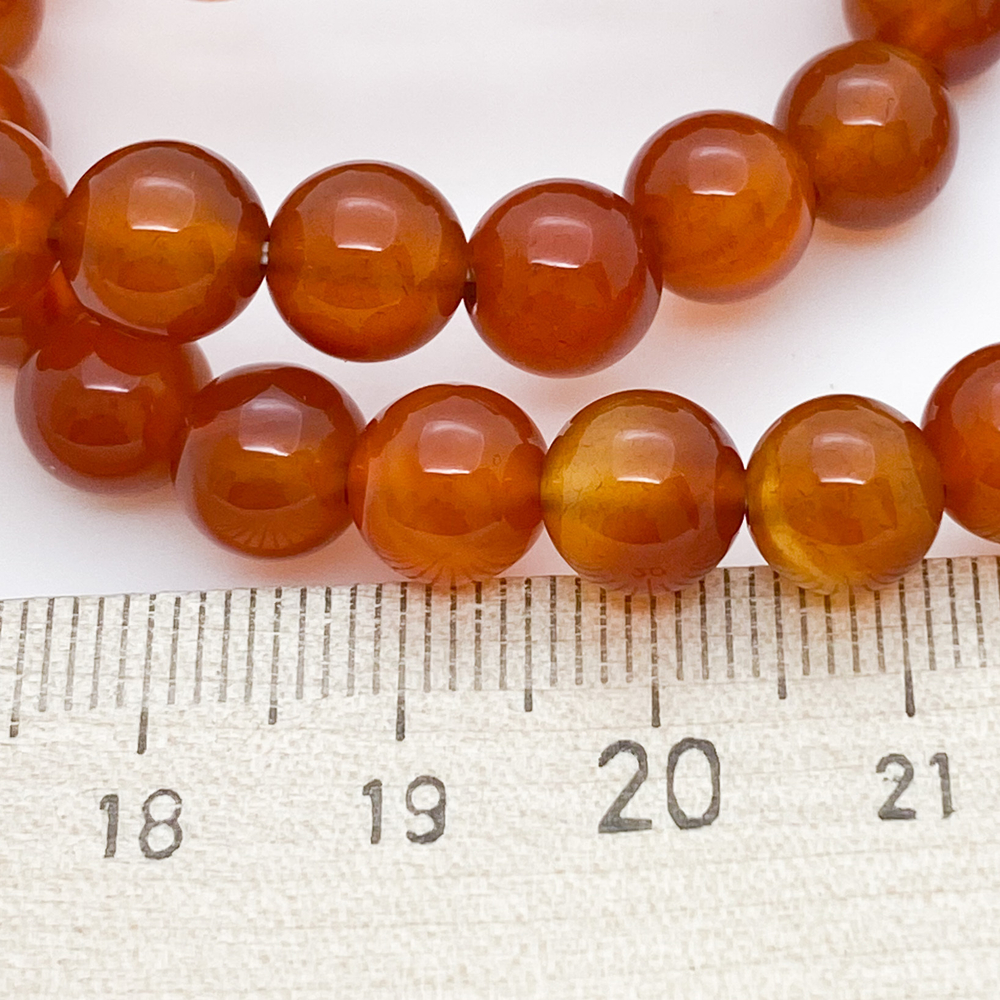 Бусины Сердолик, диаметр 8,1-8,2 мм, цена за 22-23 шт (1/2 нити)