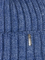 Шапка для мальчика с козырьком на осень