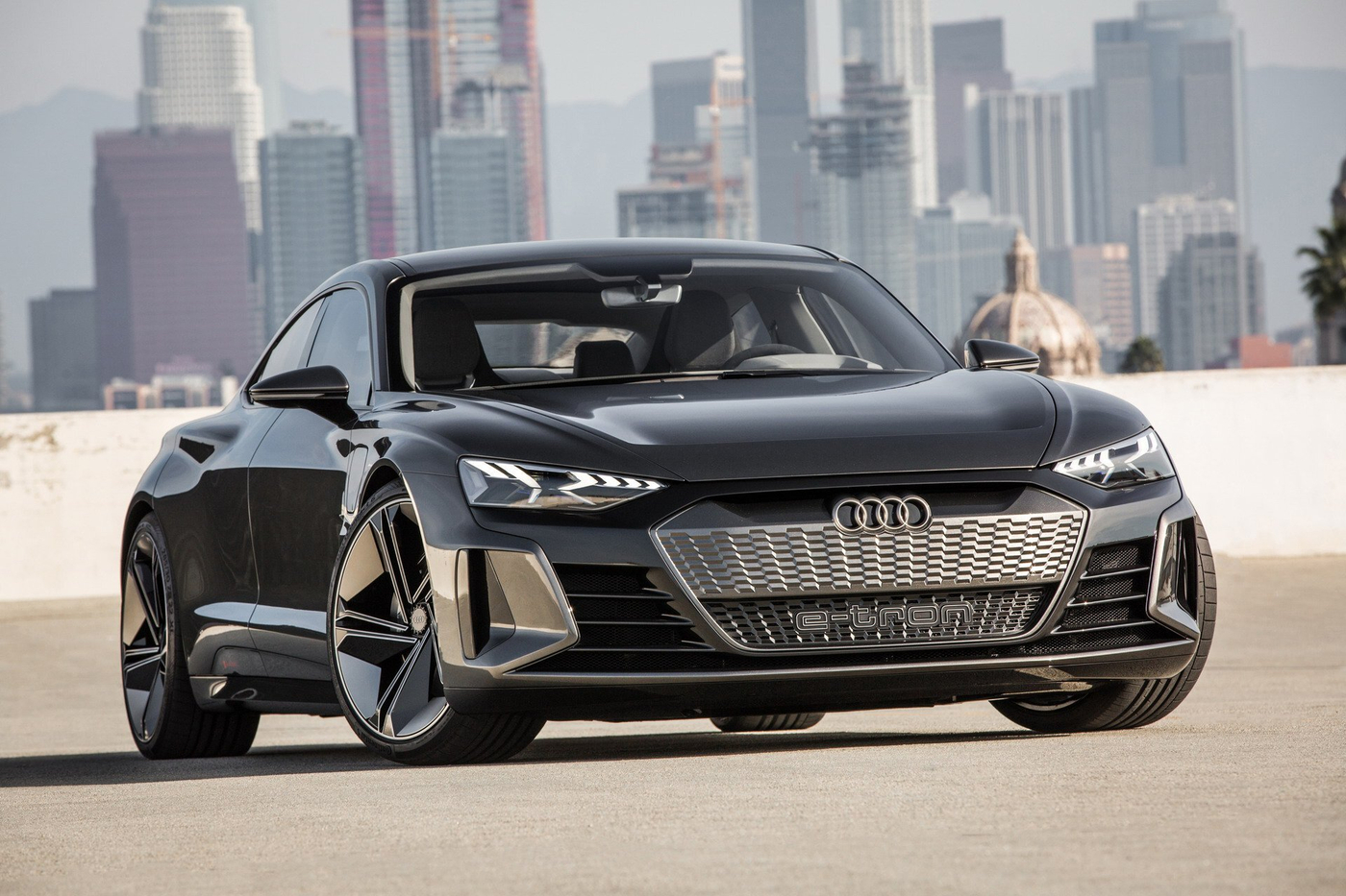 Как заряжать Audi e-tron GT
