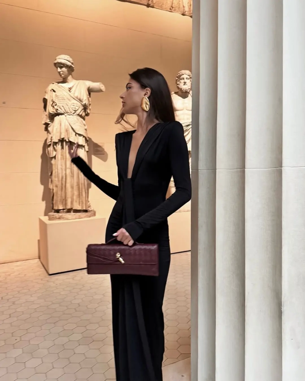 Платье Bilberry с узлом, Черный