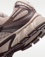 Nike V5 RNR SE Женская обувь - NIKE
