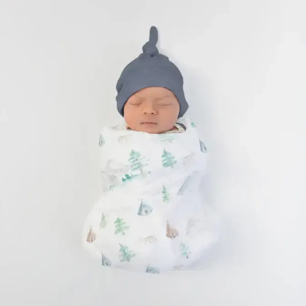 SwaddleDesigns SDM-1031WMT Пеленка муслиновая - Watercolor Mountains & Trees - In the Wild