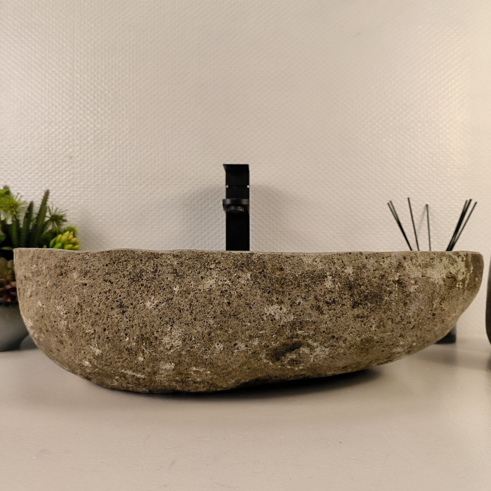 Раковина из речного камня RS-65521 61*39*15 0858