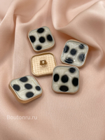 Пуговицы неровный квадрат с перламутровым камнем и черными вкраплениями (леопард) в матовом золоте